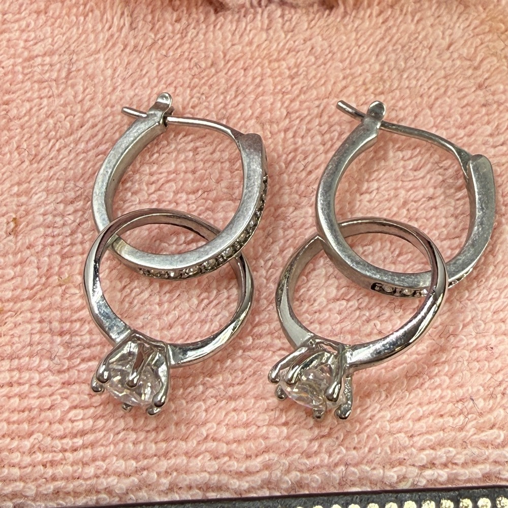 Juicy Couture Engagement Ring Small Hoop Earrings Silver Tone YJRU2393 Boxed